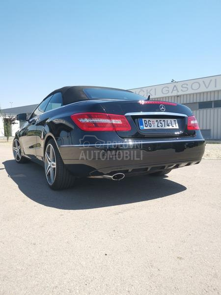 Mercedes Benz E 200 cgi