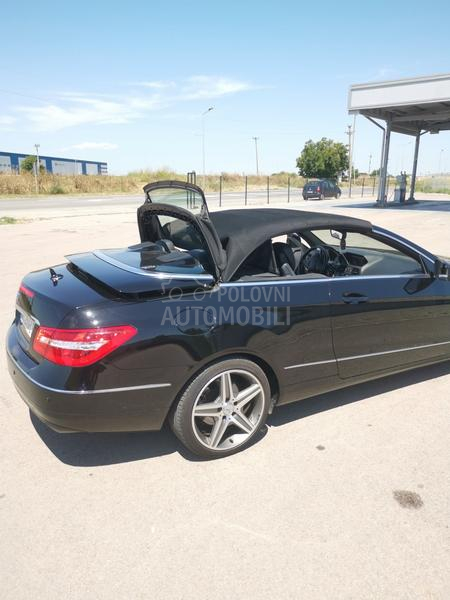 Mercedes Benz E 200 cgi