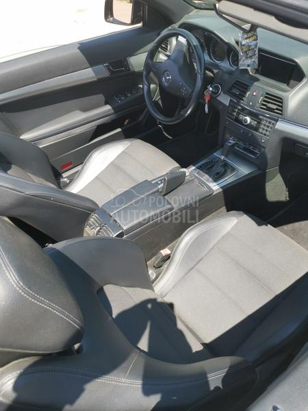 Mercedes Benz E 200 cgi