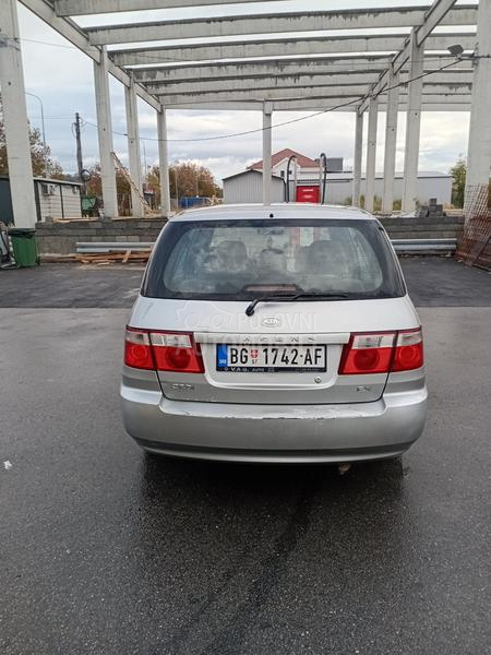 Kia Carens 