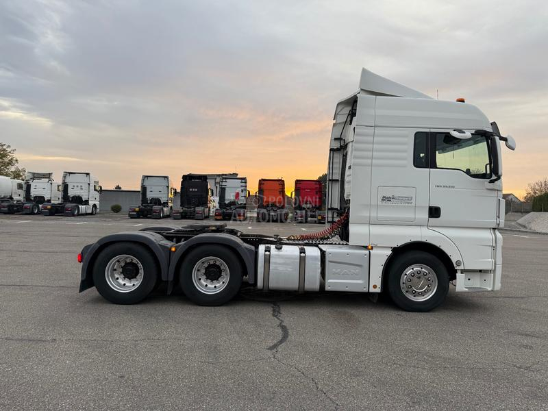 MAN TGX 6x4 90ton
