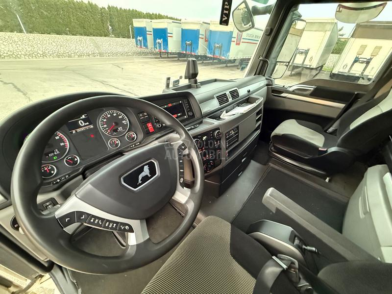 MAN TGX 6x4 90ton