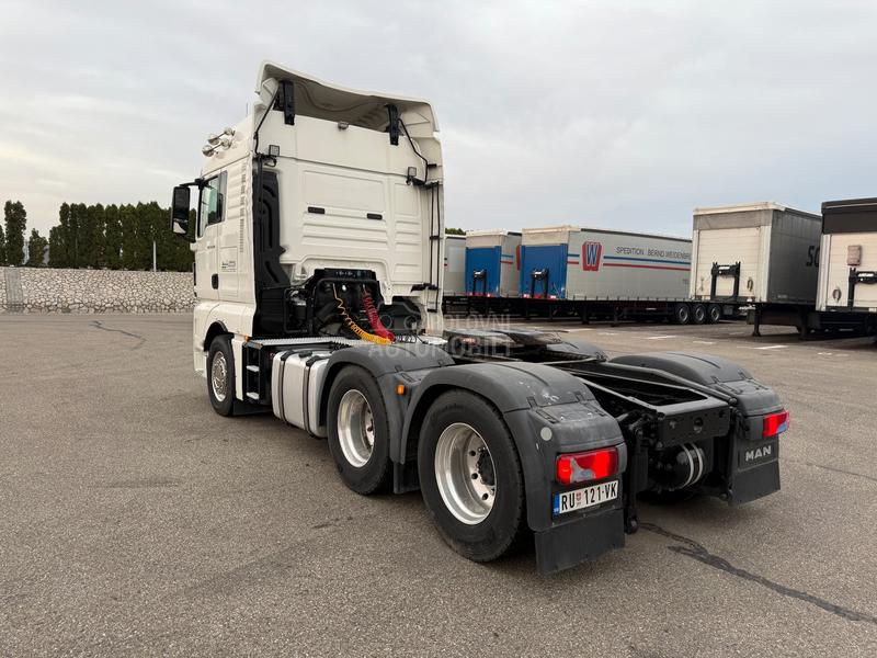 MAN TGX 6x4 90ton