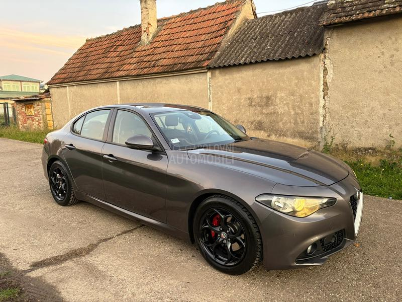 Alfa Romeo Giulia 