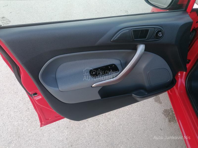 Ford Fiesta 1.6tdci TREND CH