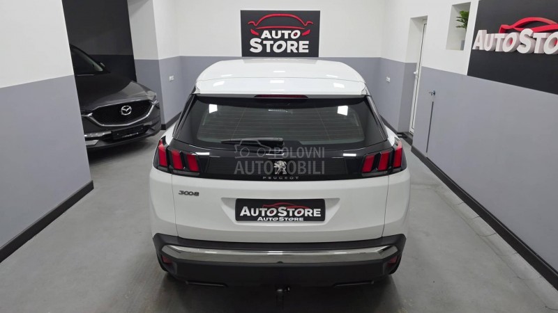 Peugeot 3008 1.2i Executive