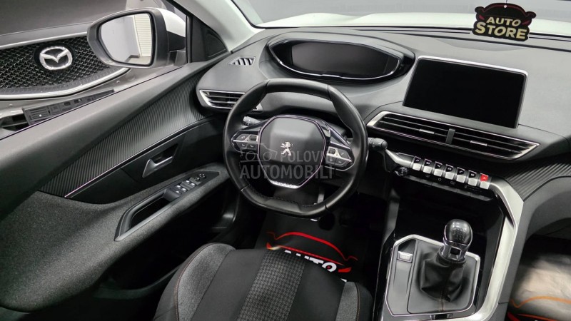 Peugeot 3008 1.2i Executive