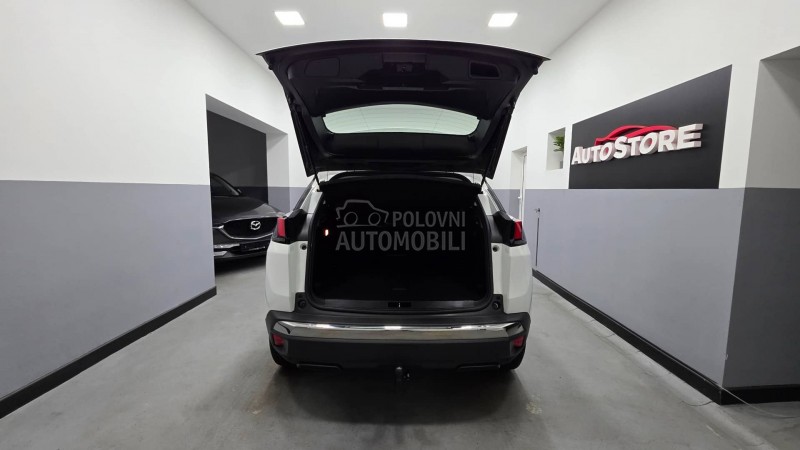 Peugeot 3008 1.2i Executive