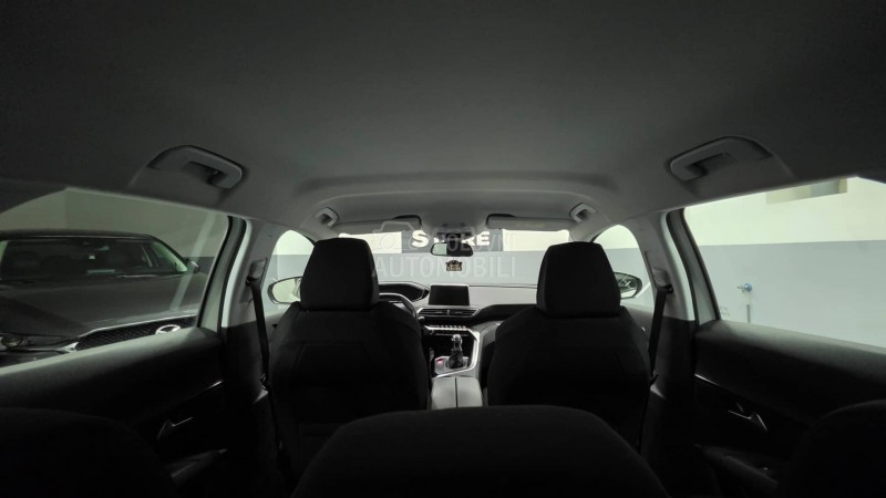 Peugeot 3008 1.2i Executive