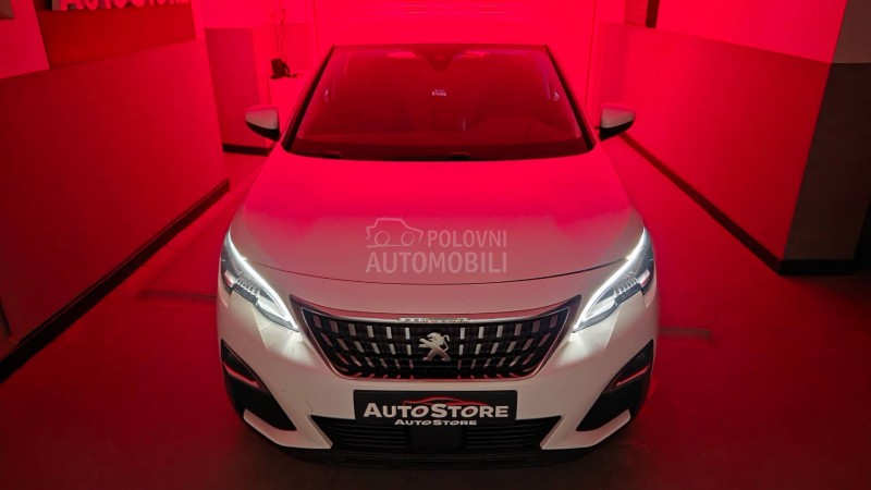 Peugeot 3008 1.2i Executive