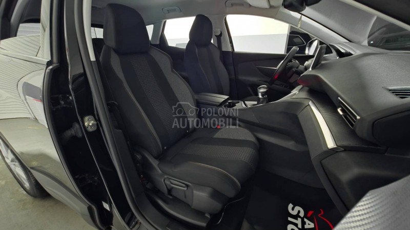 Peugeot 3008 1.2i Executive