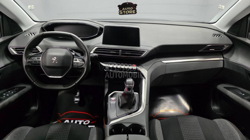 Peugeot 3008 1.2i Executive