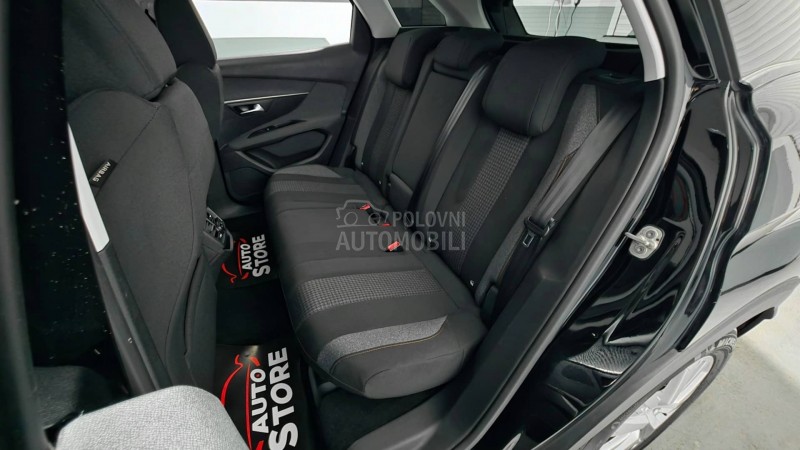 Peugeot 3008 1.2i Executive