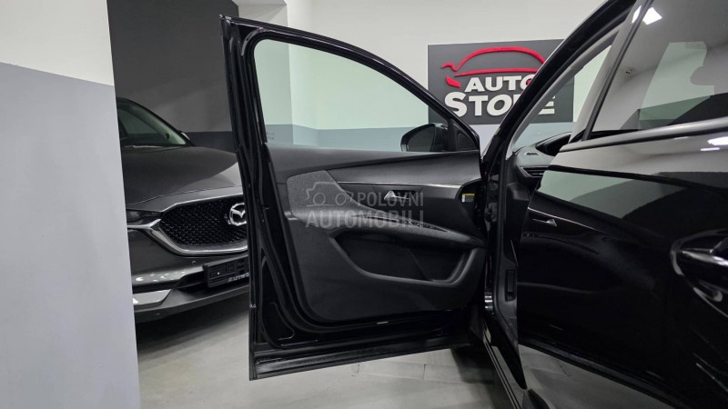 Peugeot 3008 1.2i Executive