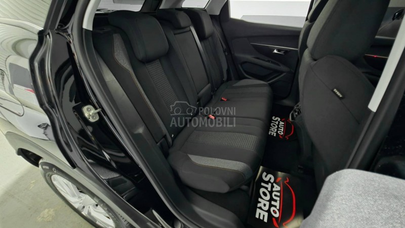 Peugeot 3008 1.2i Executive