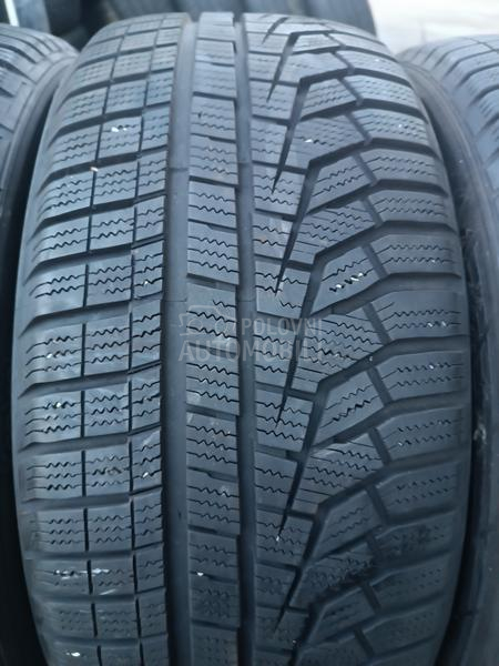 Hankook 225/50 R17 Zimska