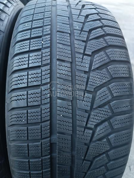 Hankook 225/50 R17 Zimska