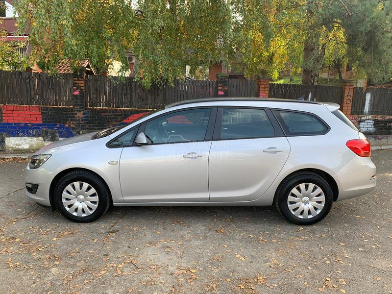 Opel Astra J 1.6cdti sport tourer