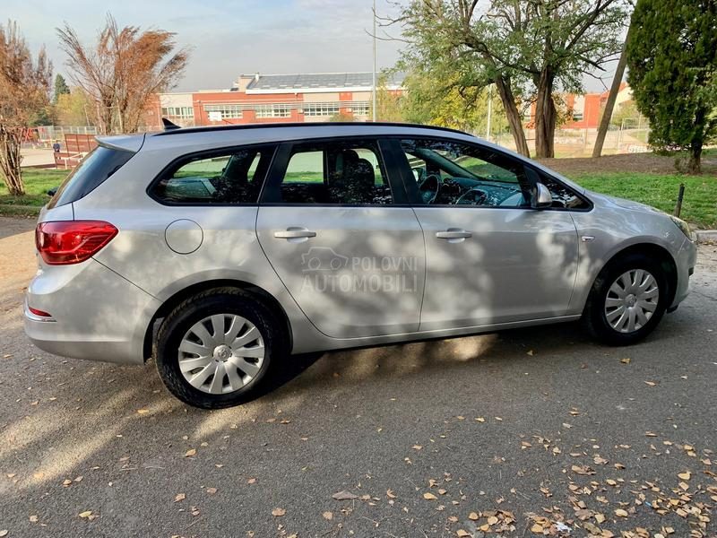 Opel Astra J 1.6cdti sport tourer