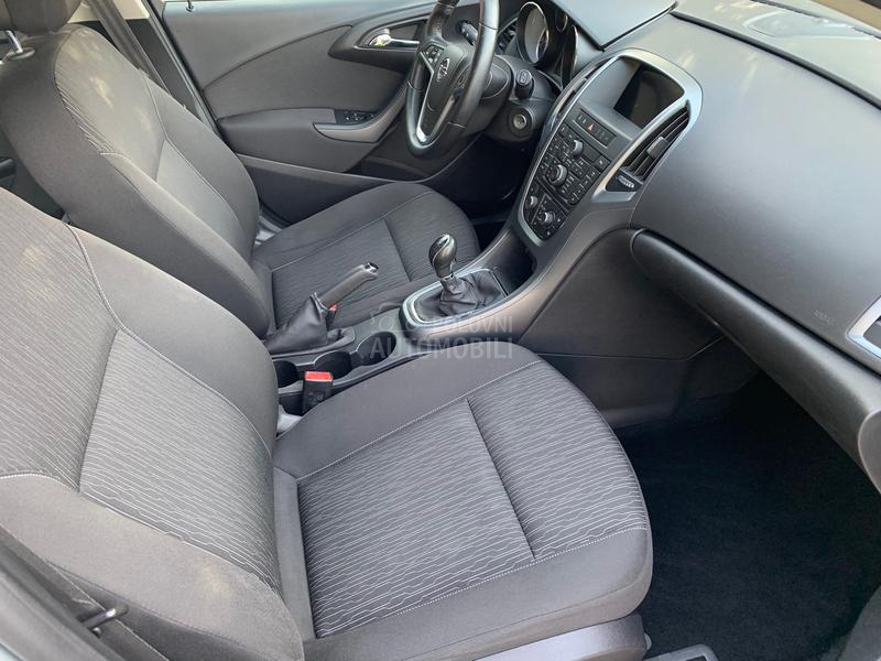 Opel Astra J 1.6cdti sport tourer