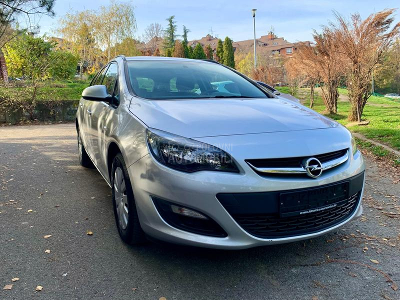 Opel Astra J 1.6cdti sport tourer