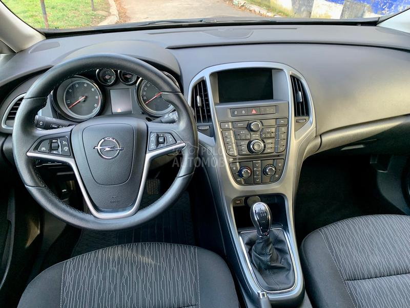 Opel Astra J 1.6cdti sport tourer