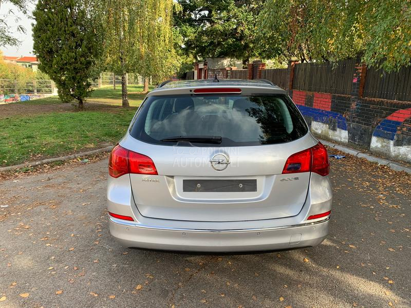 Opel Astra J 1.6cdti sport tourer