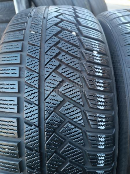 Continental 215/50 R18 Zimska