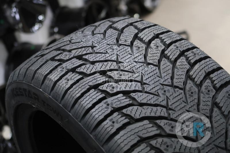 Tourador 325/35 R22 Zimska