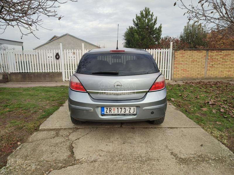 Opel Astra H Cosmo-Sport