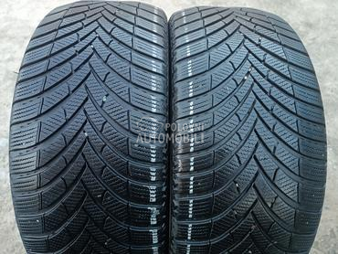 Semperit 245/45 R18 Zimska