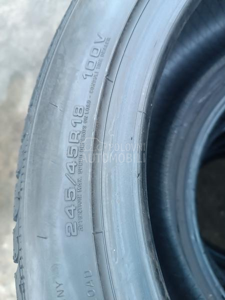 Goodyear 245/45 R18 Zimska