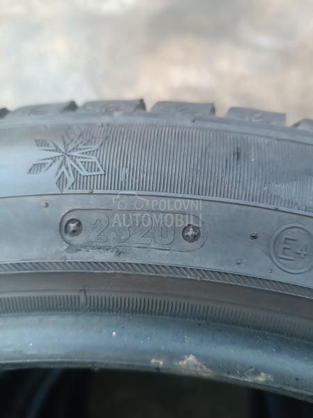 Triangle 235/45 R18 Zimska