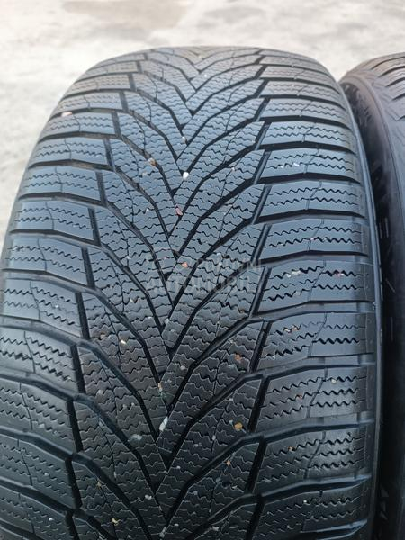 Nexen 235/45 R18 Zimska