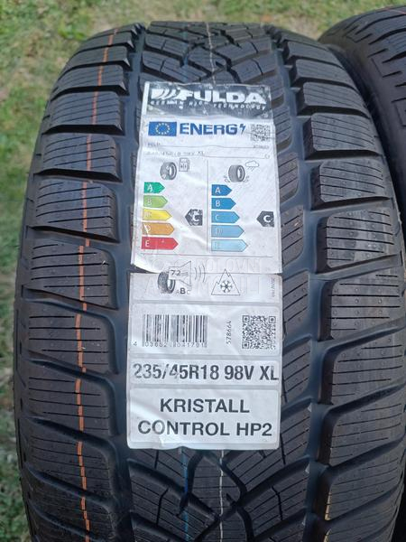 Fulda 235/45 R18 Zimska