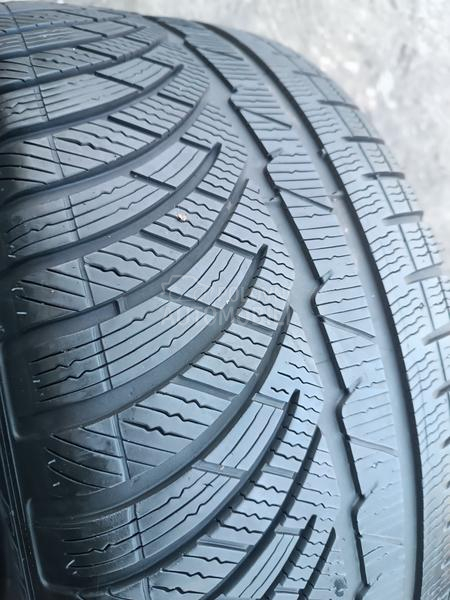 Michelin 245/45 R18 Zimska