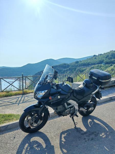 Suzuki DL 650 V STROM