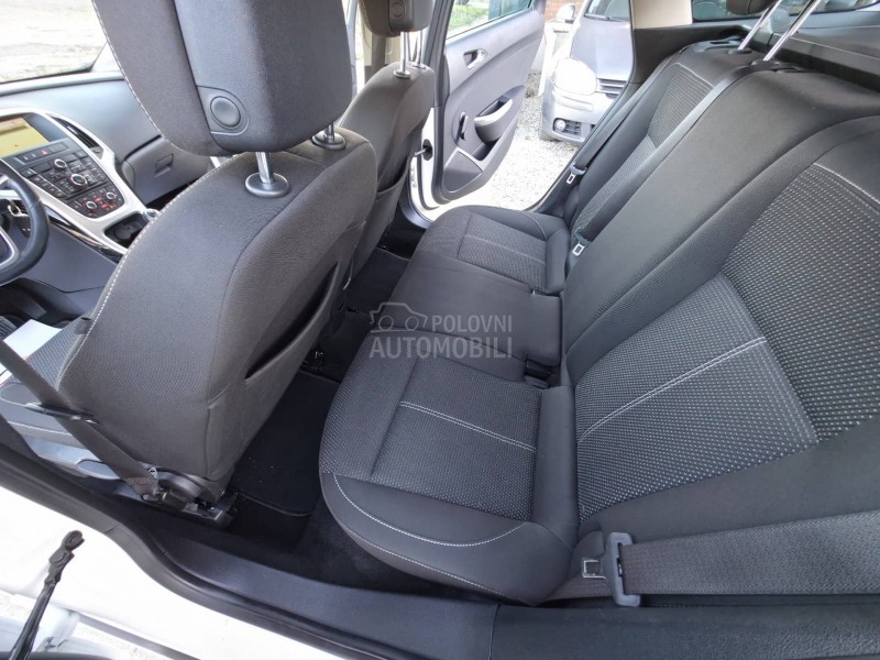 Opel Astra J 1.7 CDTI N.A.V.I