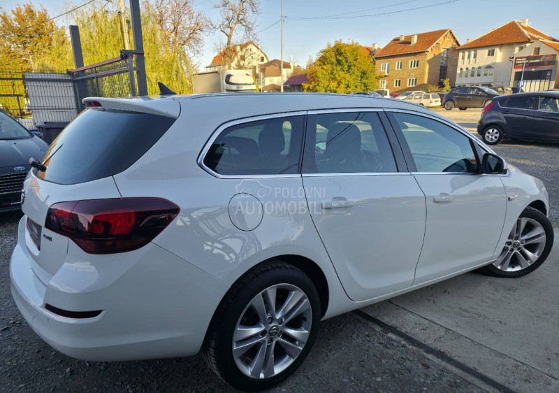 Opel Astra J 1.7 CDTI N.A.V.I