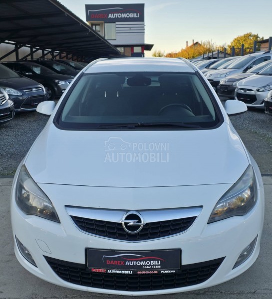 Opel Astra J 1.7 CDTI N.A.V.I