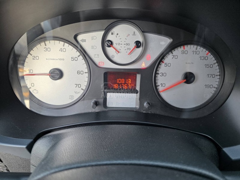 Peugeot Partner 1.6 HDI X LINE