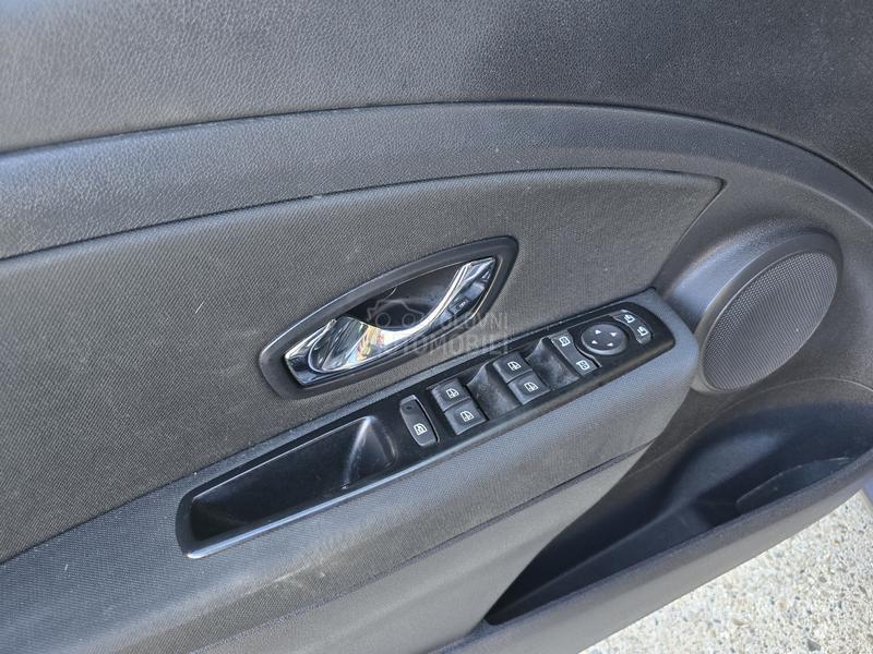 Renault Megane LIMITED 1.5 DCI