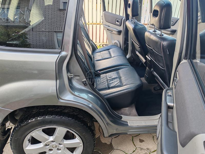 Nissan X-Trail 