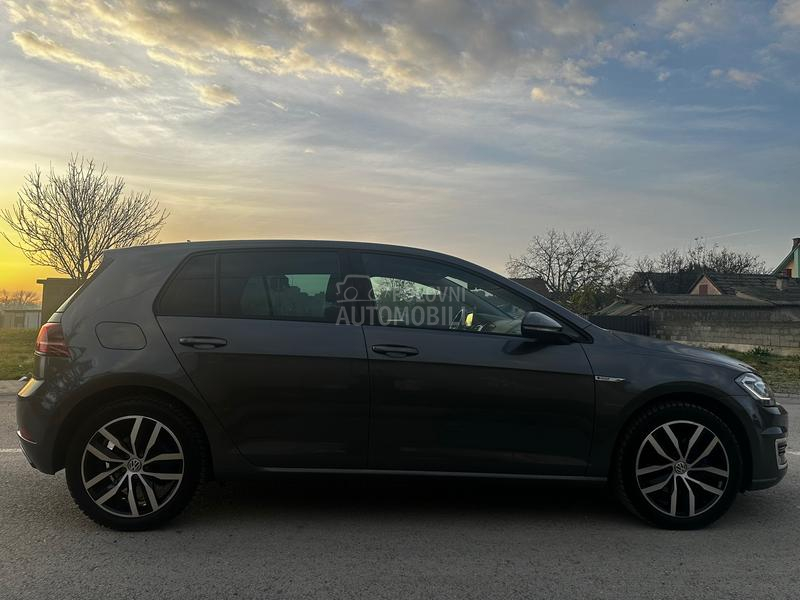 Volkswagen Golf 7 e-tron