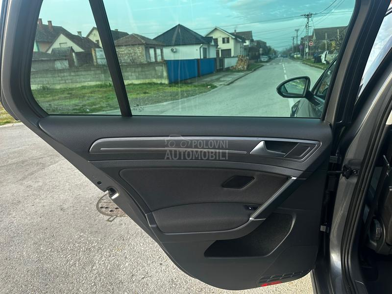 Volkswagen Golf 7 e-tron