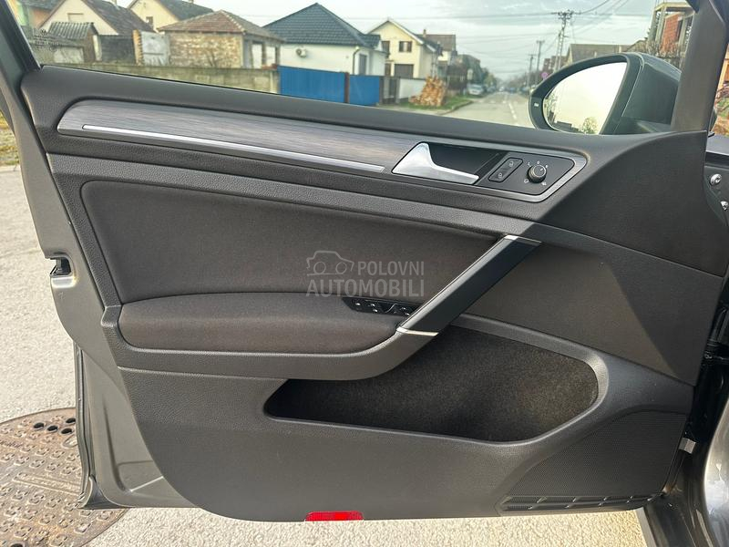 Volkswagen Golf 7 e-tron