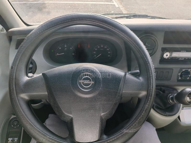 Opel Movano 