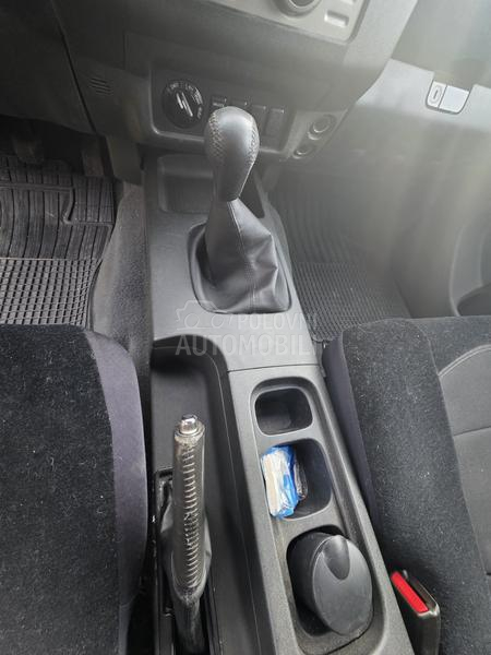 Nissan Navara 2.5