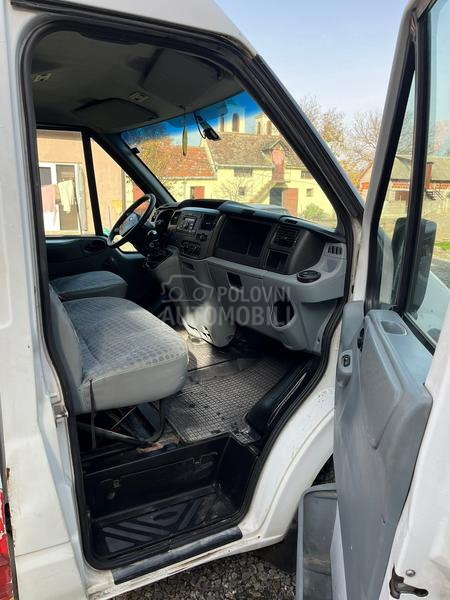 Ford Transit 350 ELWB