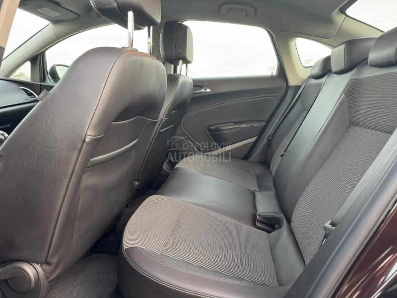 Opel Astra J 1.7 CDTI